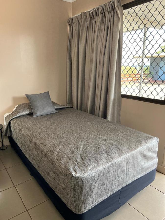 Childers Budget Accommodation Bagian luar foto