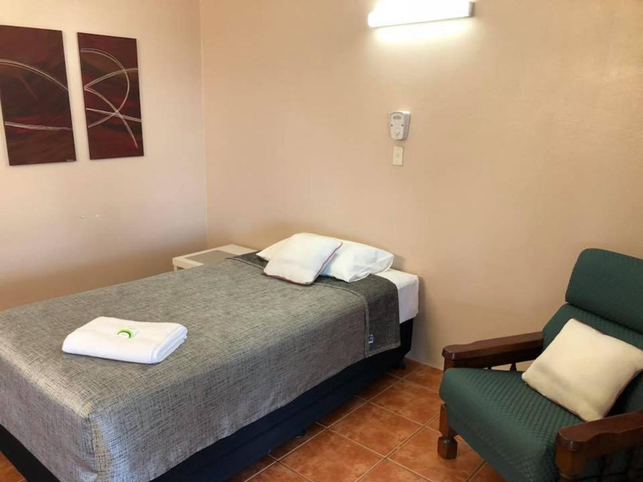 Childers Budget Accommodation Bagian luar foto